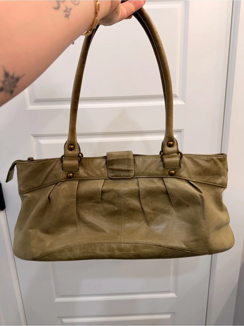 Hobo Vintage Classic Olive Shoulder Tote Bag
